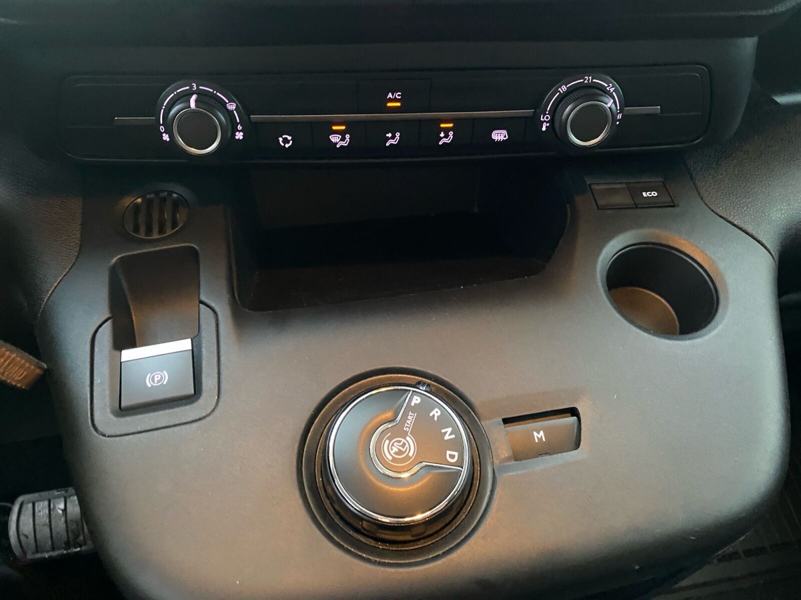Hvid Toyota ProAce City fra 2020