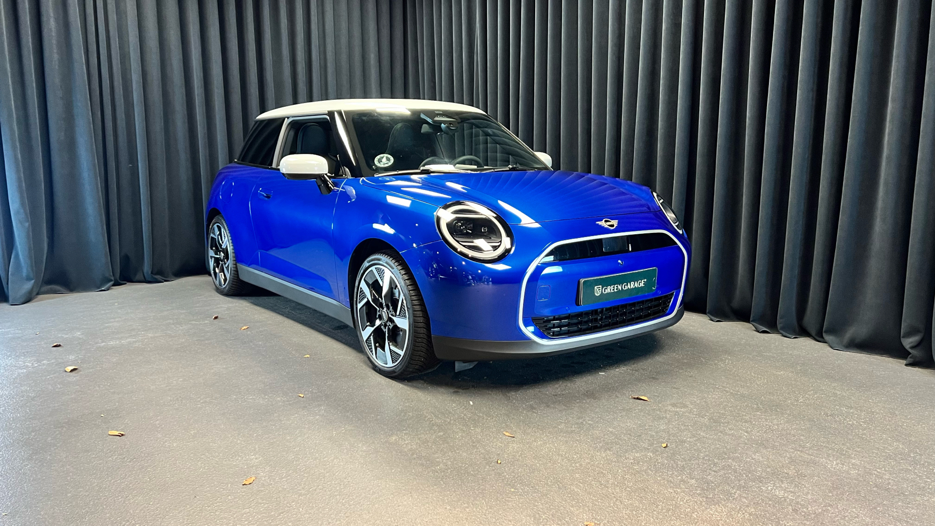 Mini Cooper E EL Favoured Trim Option Level L 184HK 3d Aut.