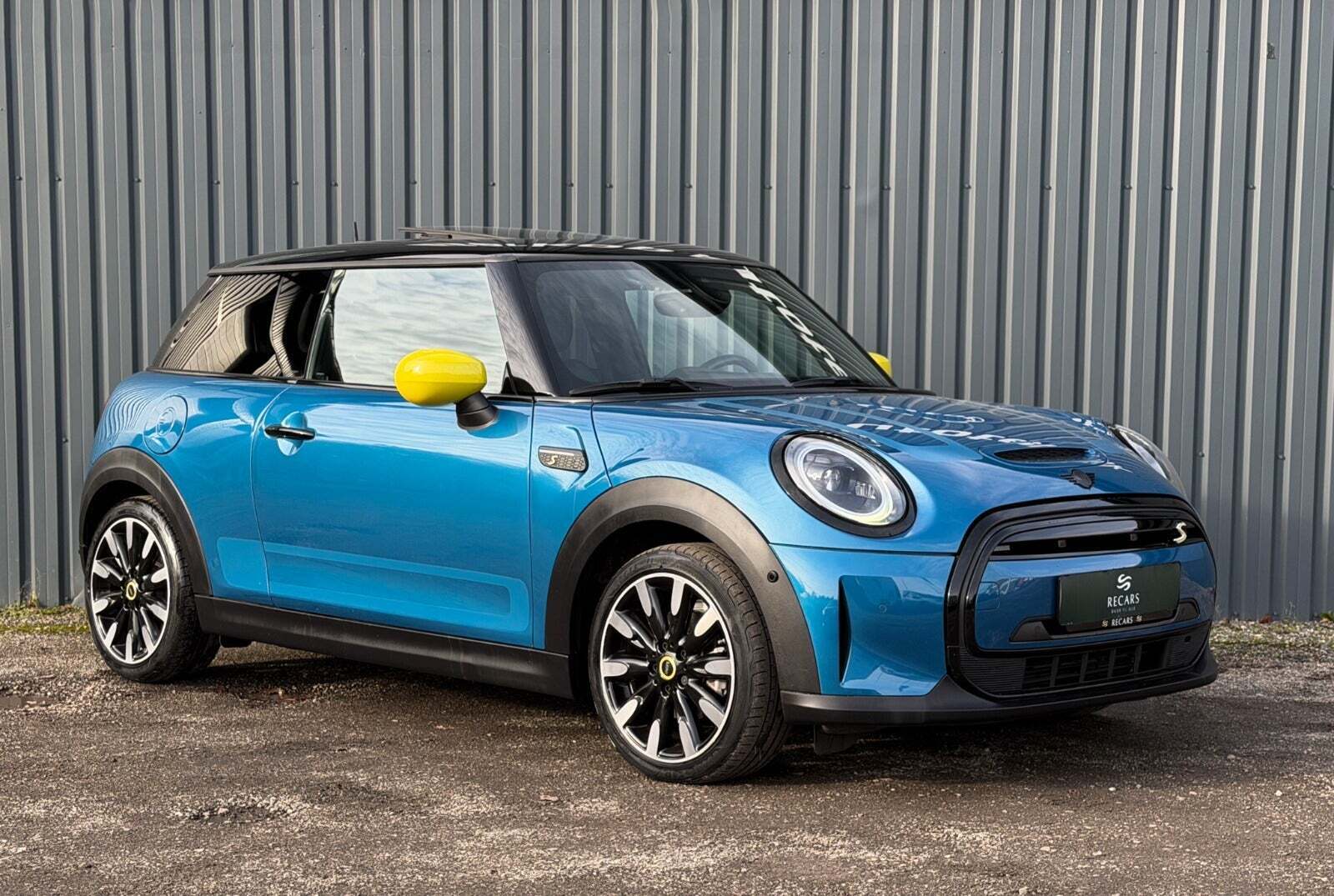 Mini Cooper SE Collection