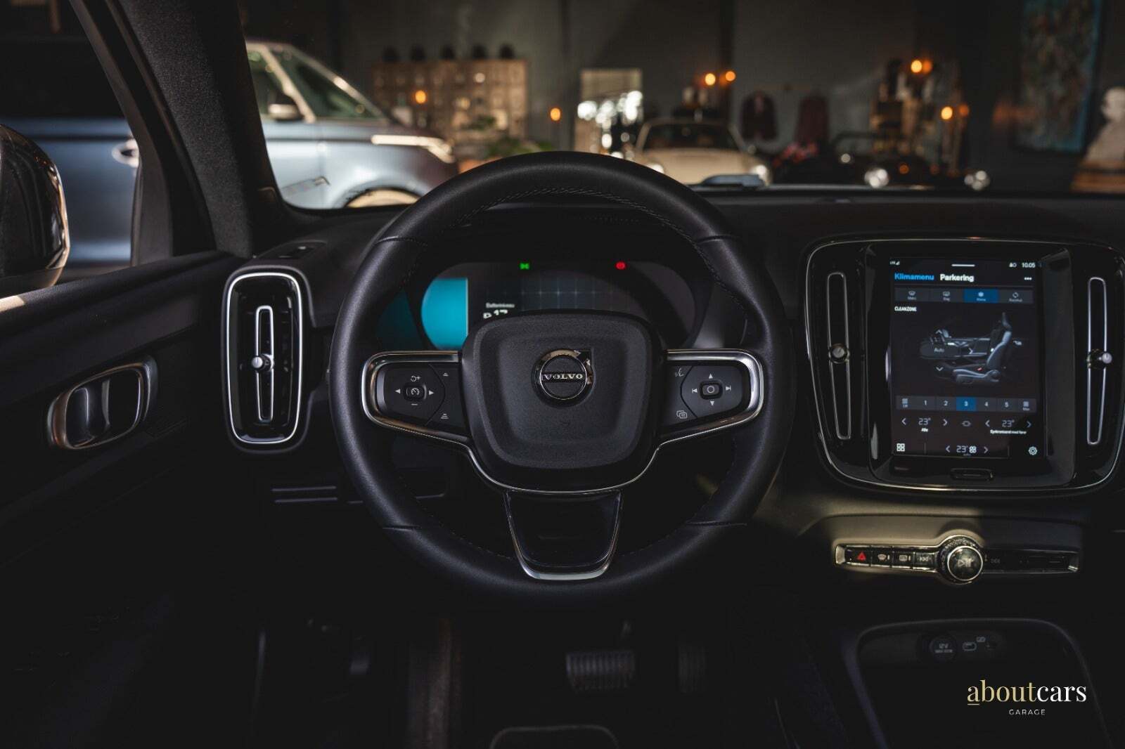 Sort Volvo C40 fra 2023