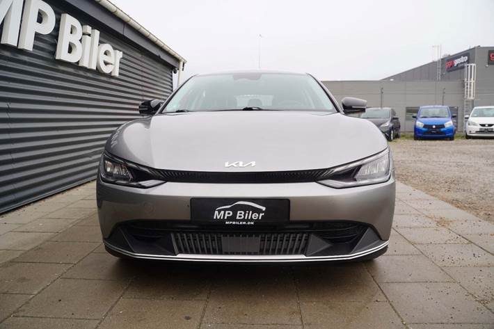 Grå Kia EV6 fra 2023