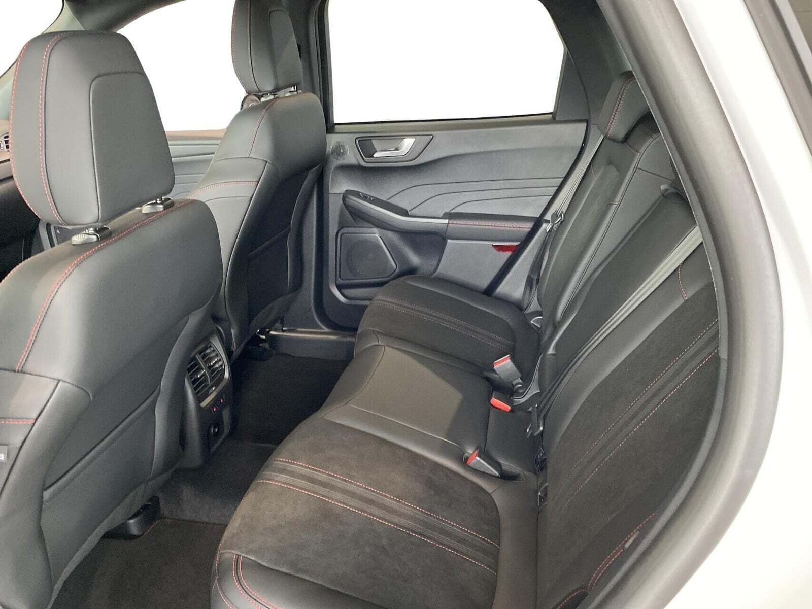 Ford Kuga 2,5 PHEV ST-Line X CVT