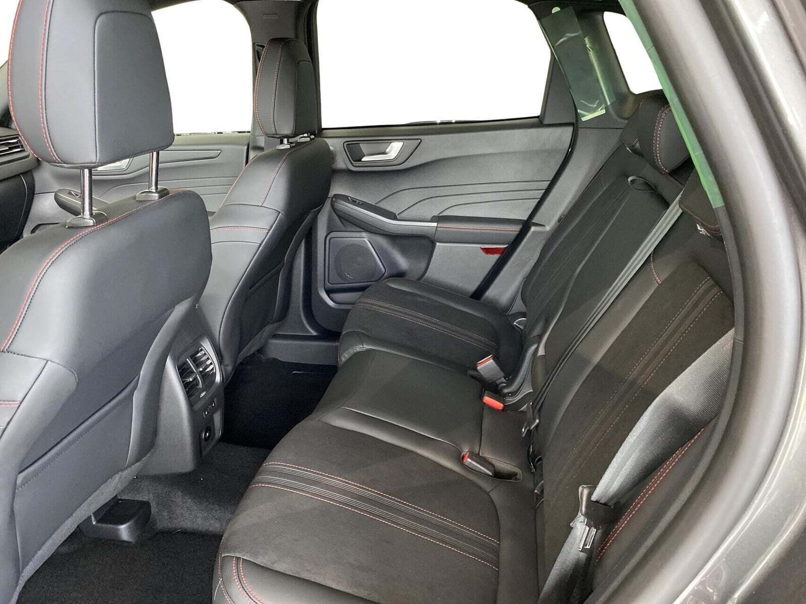 Ford Kuga 2,5 PHEV ST-Line X CVT