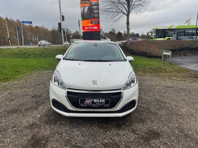 Peugeot 208 1,2 VTi 82 Chili Sky