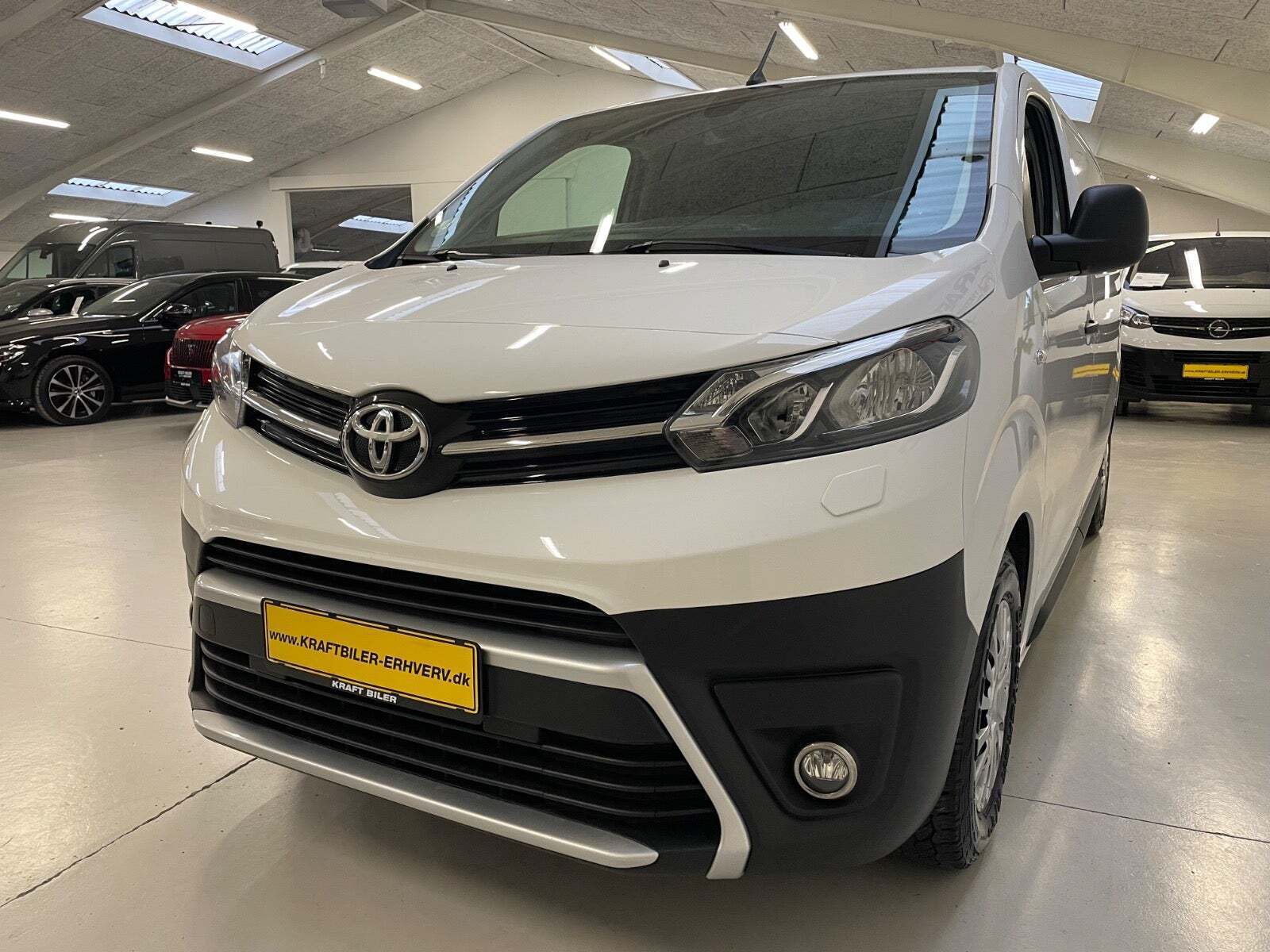 Toyota ProAce 2,0 D 122 Long Comfort Master