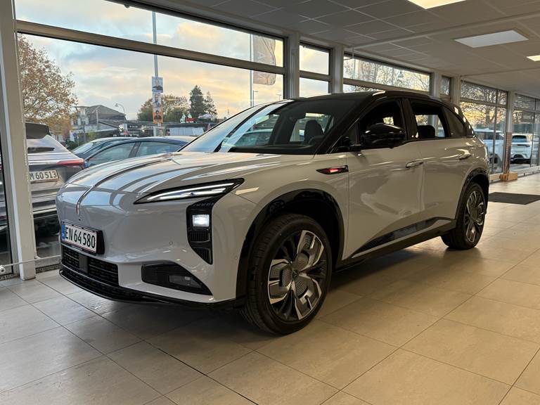 Hongqi EHS7 EL Exclusive 339HK 5d Aut.