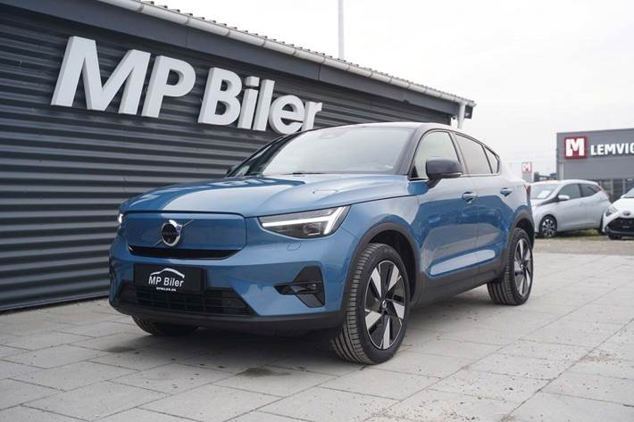 Blå Volvo EC40 fra 2024 set udefra