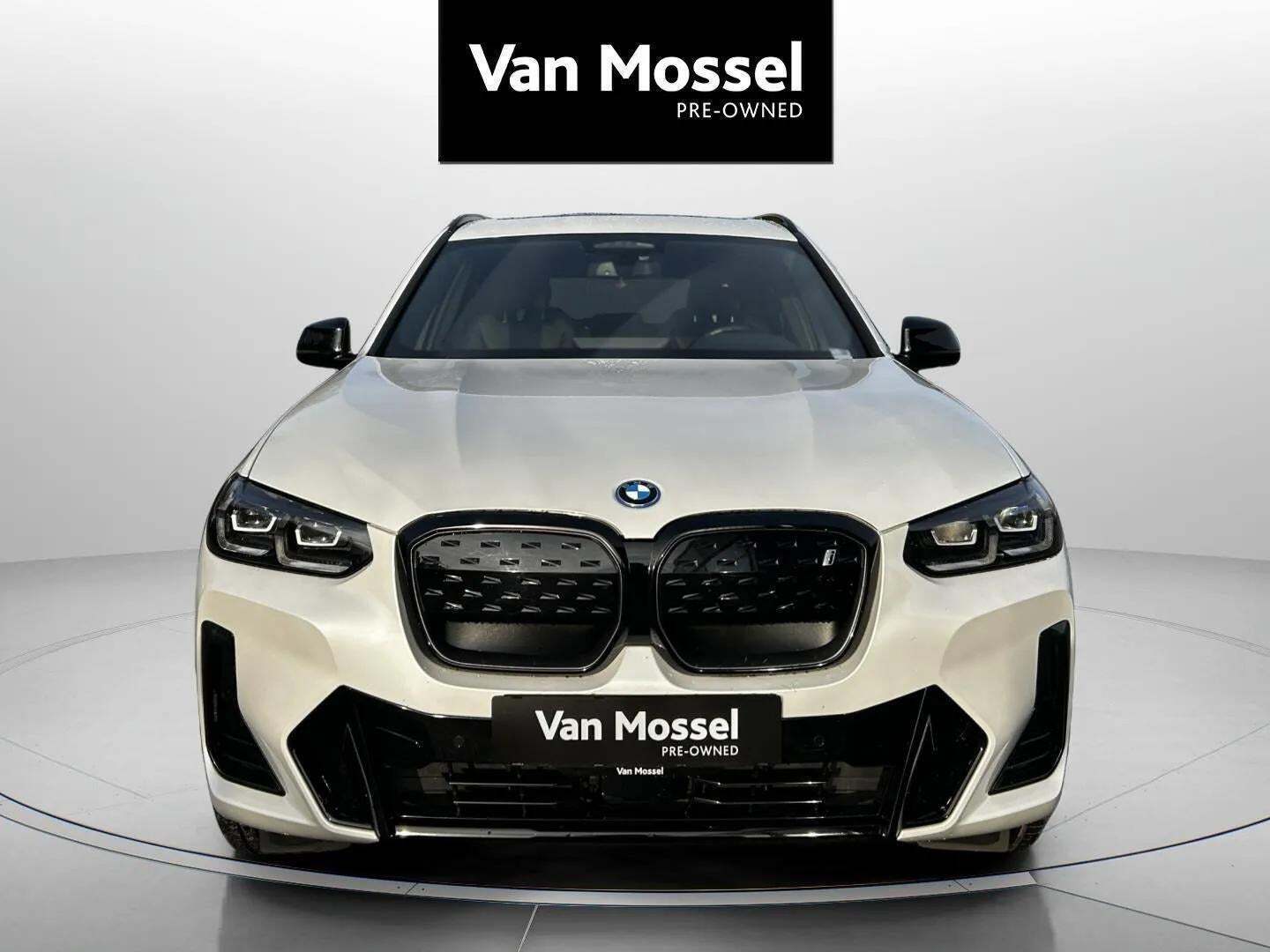 BMW iX3 Charged M-Sport