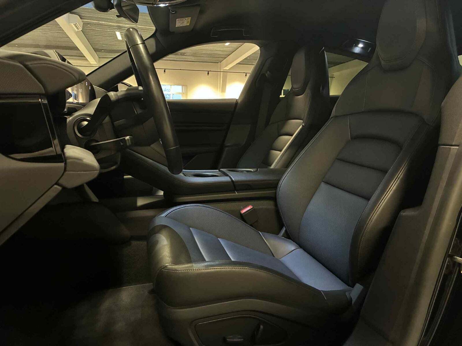 Porsche Taycan Performance+