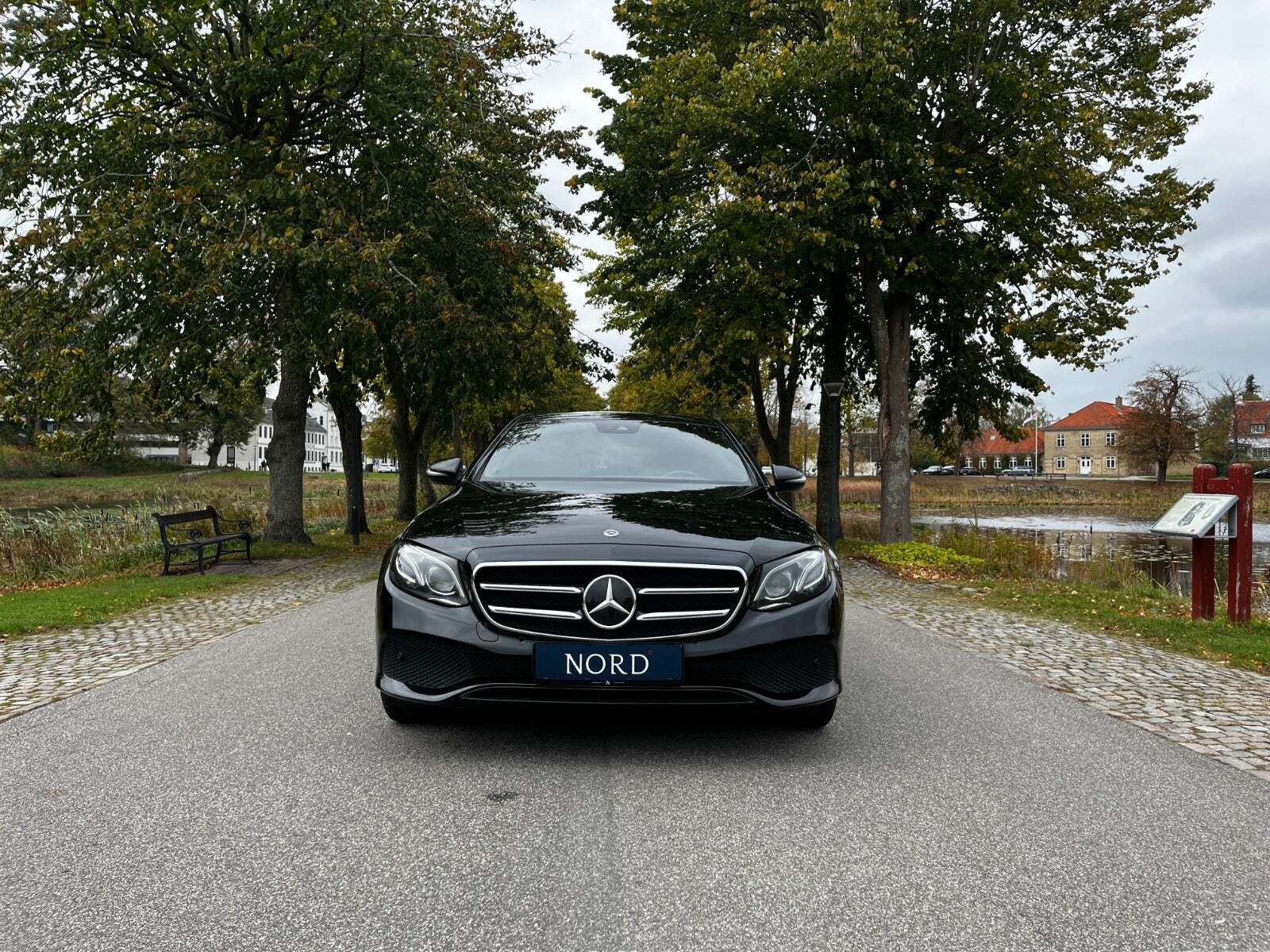 Mercedes E300 de 2,0 Avantgarde aut.
