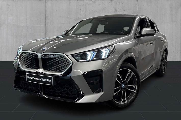 undefined BMW iX2 fra 2025 set udefra