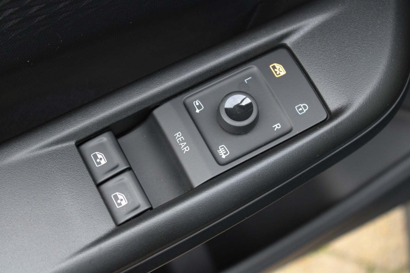 Blå Cupra Born fra 2024