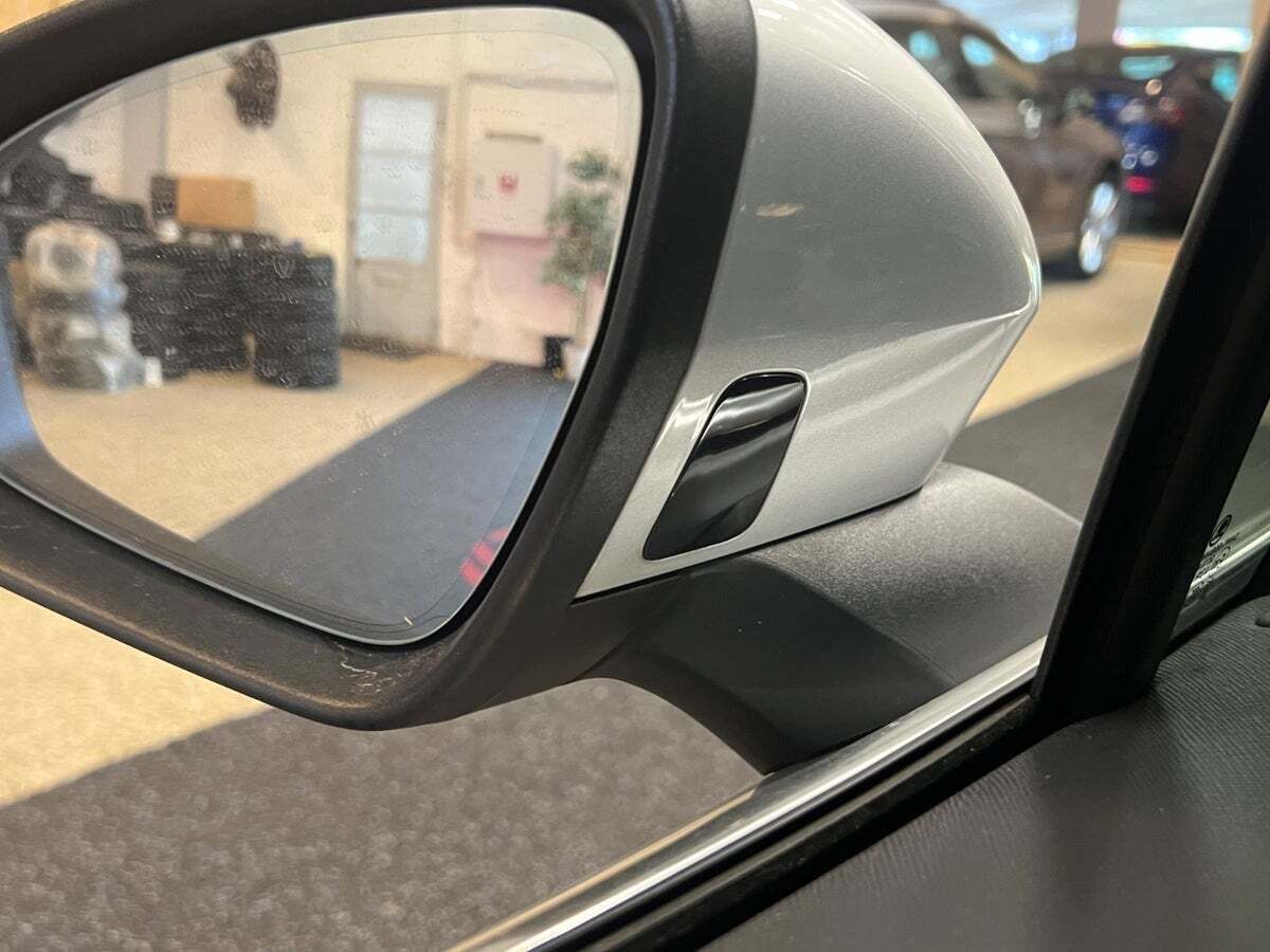 Grå Skoda Enyaq fra 2022