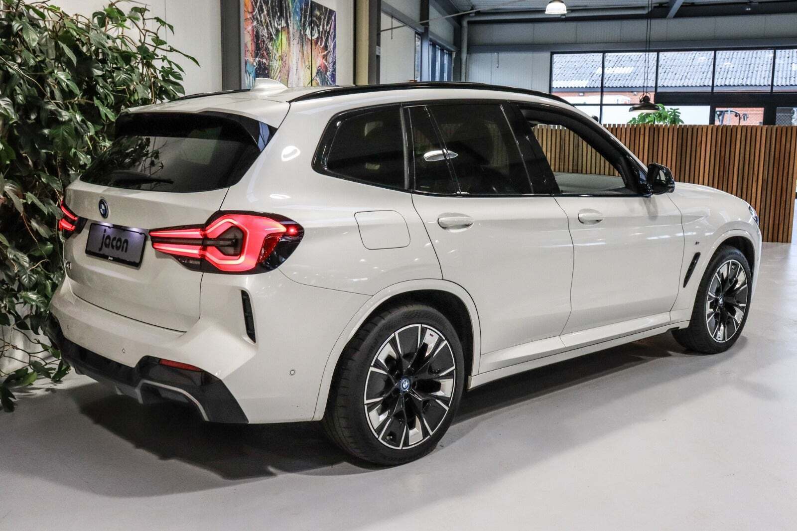 BMW iX3 Charged M-Sport