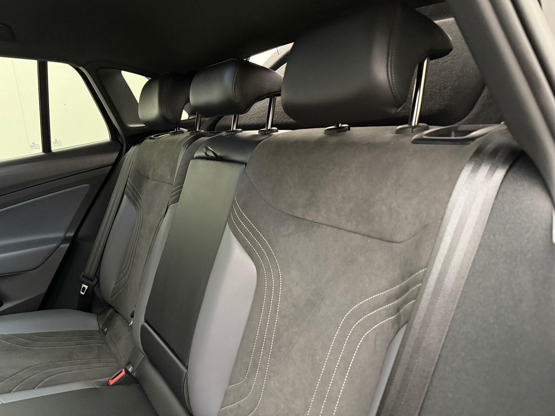 Sort VW ID.4 fra 2023