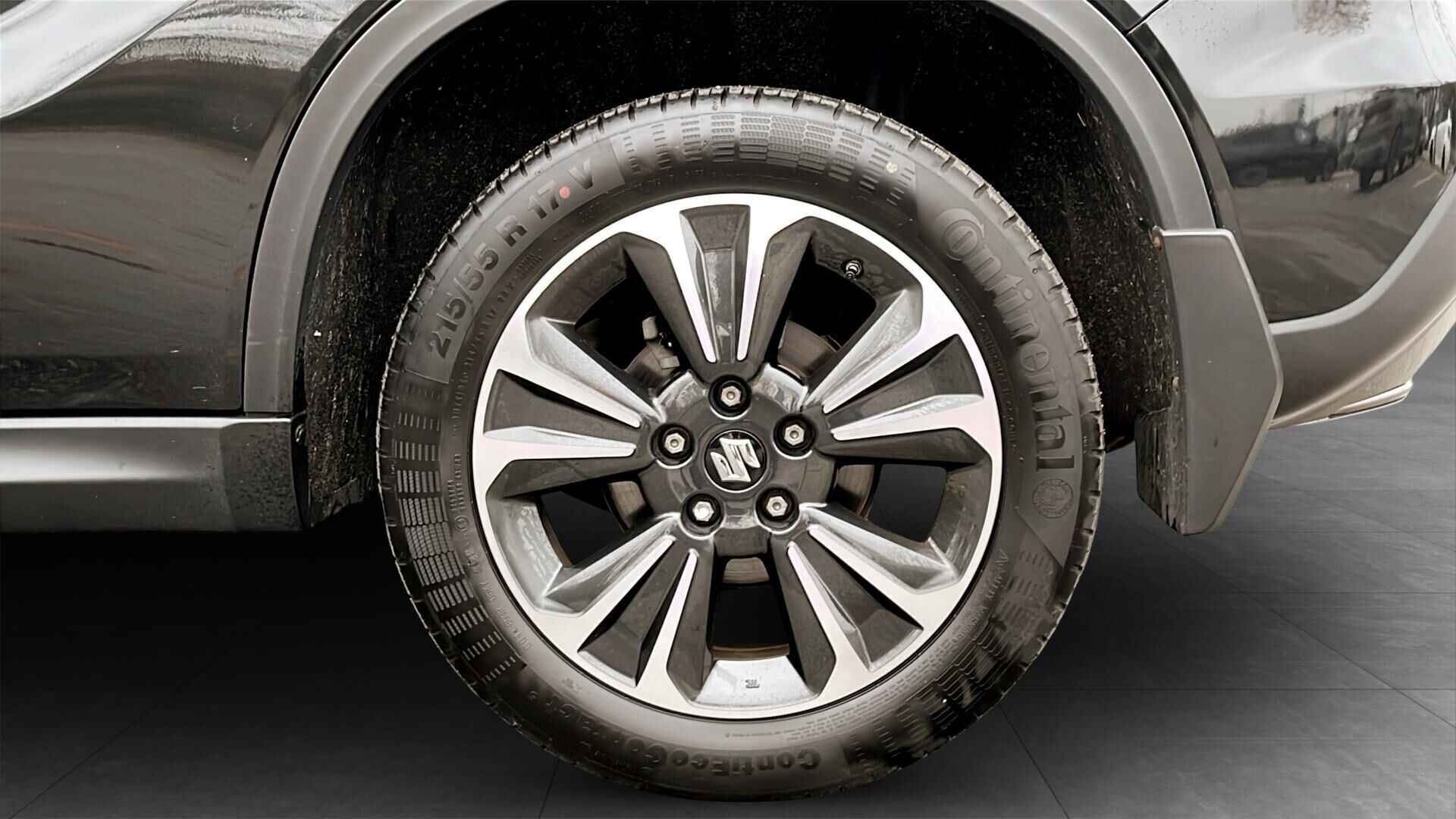 Sort Suzuki Vitara fra 2022