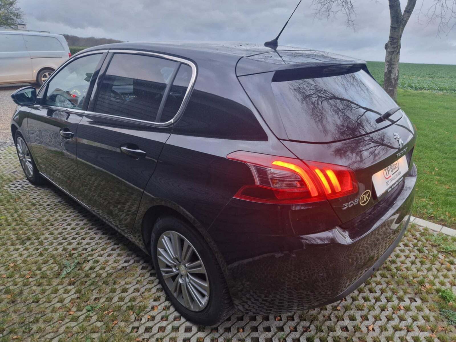 Peugeot 308 1,2 PureTech 130 Edition