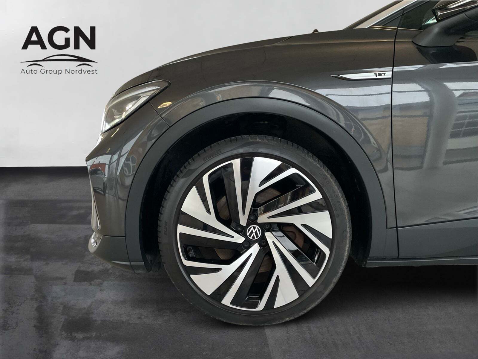 Grå VW ID.4 fra 2020