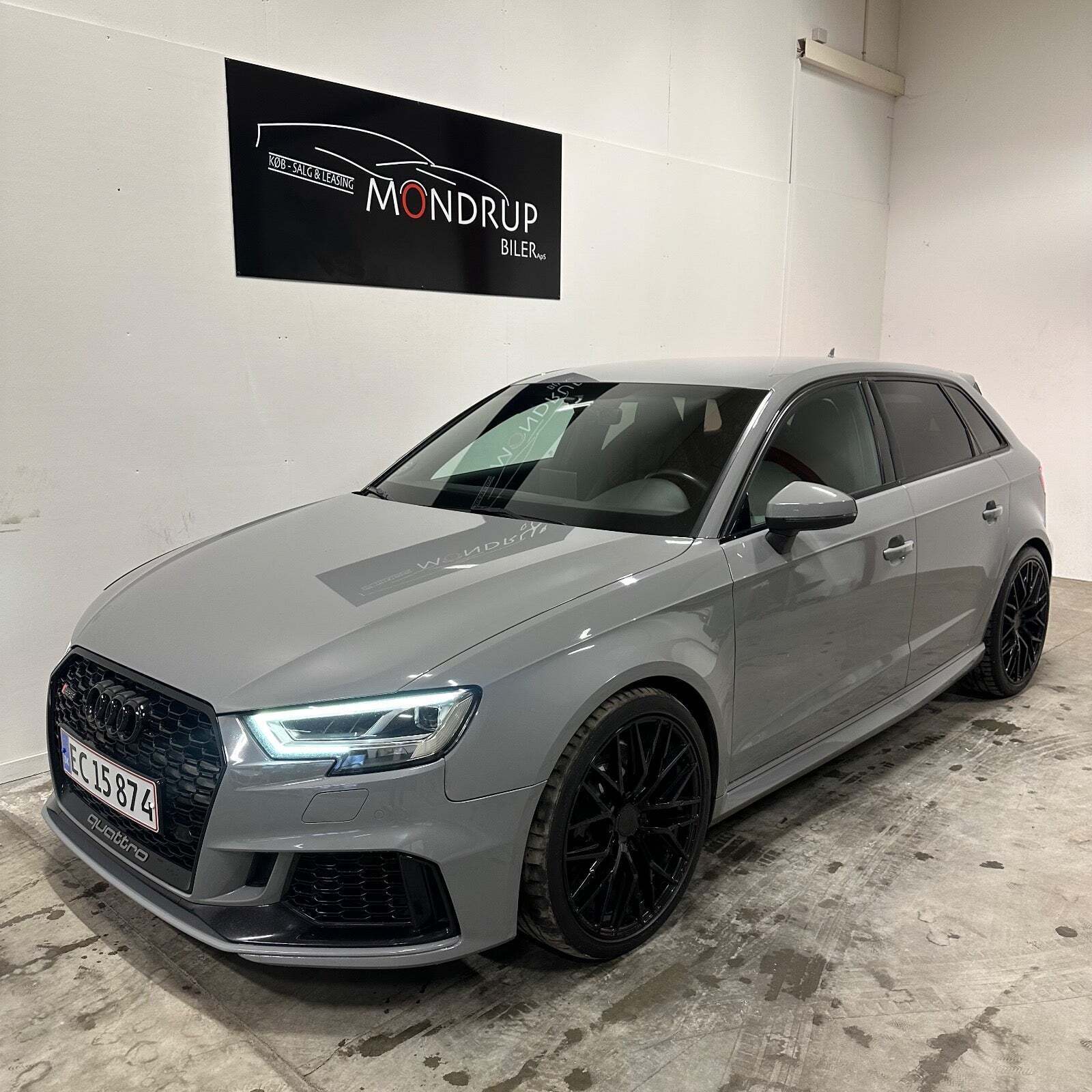 Audi RS3 2,5 TFSi Sportback quattro S-tr. Van