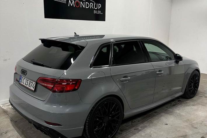 Grå Audi RS3 fra 2017