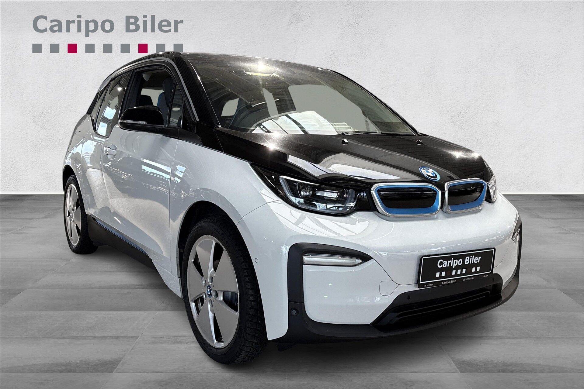 Hvid BMW i3 fra 2020 set udefra