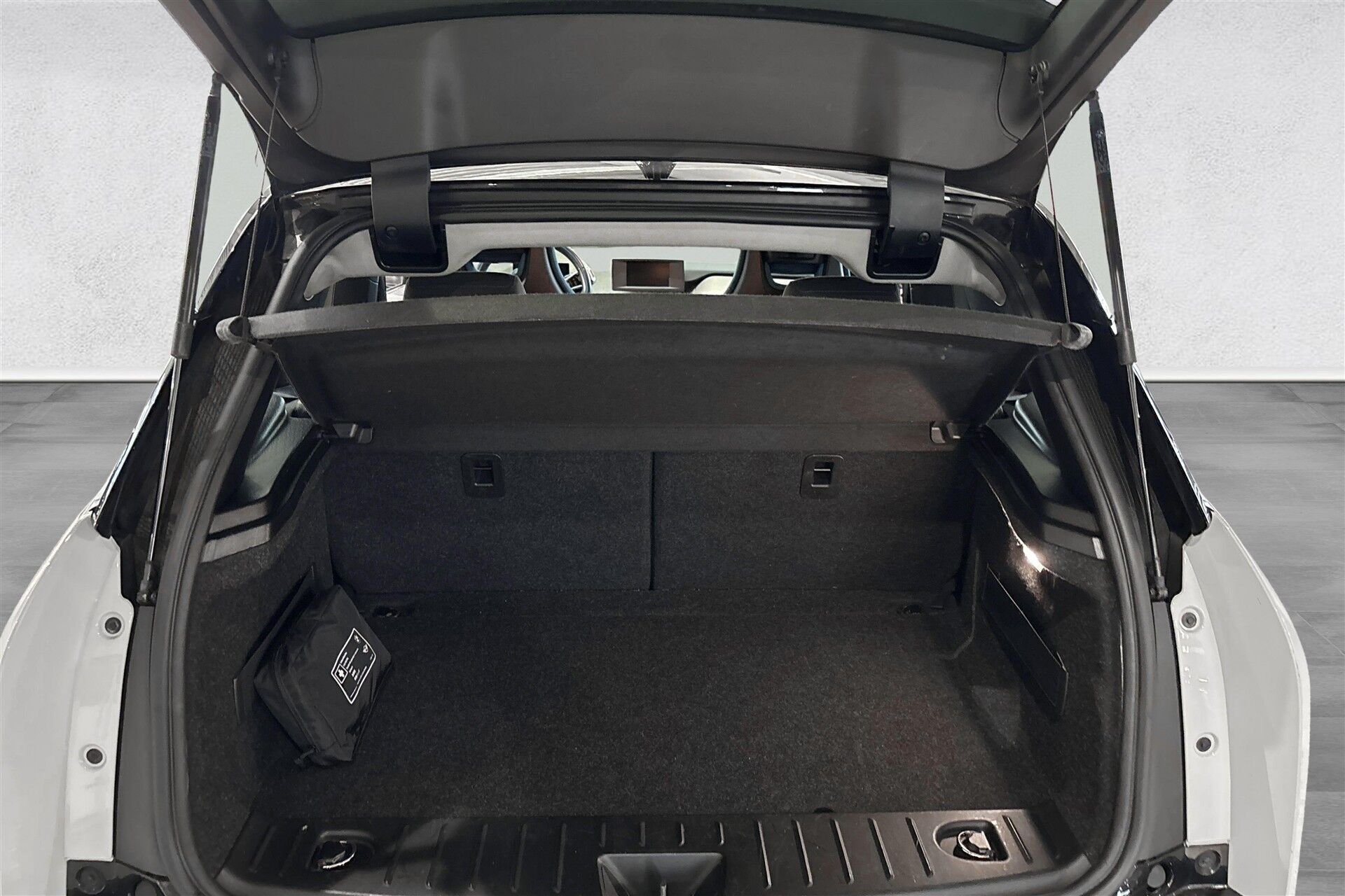 Hvid BMW i3 fra 2020