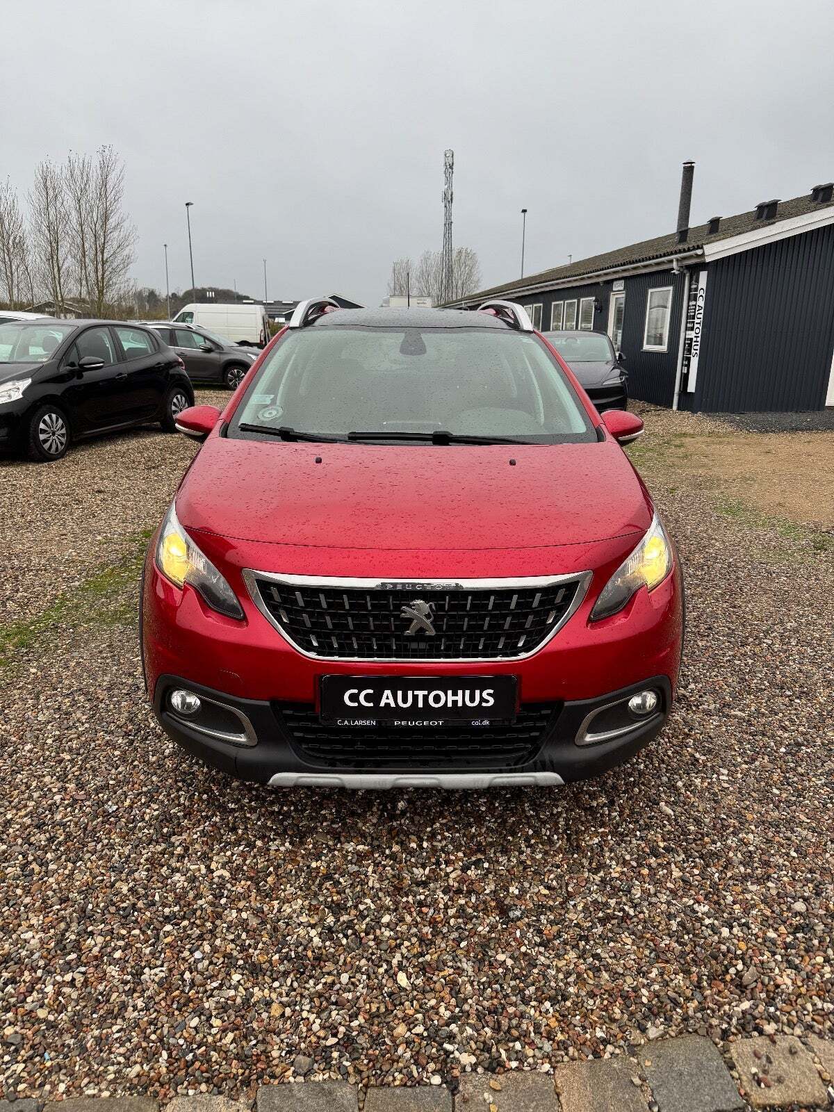 Peugeot 2008 1,6 BlueHDi 100 Allure Sky