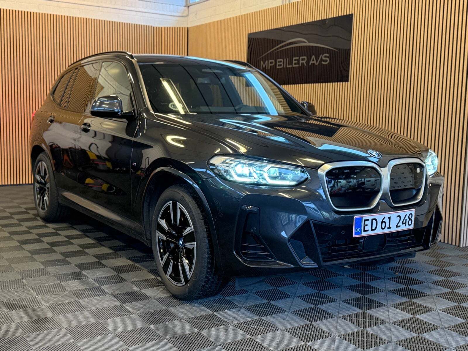 BMW iX3 Charged Plus M-Sport