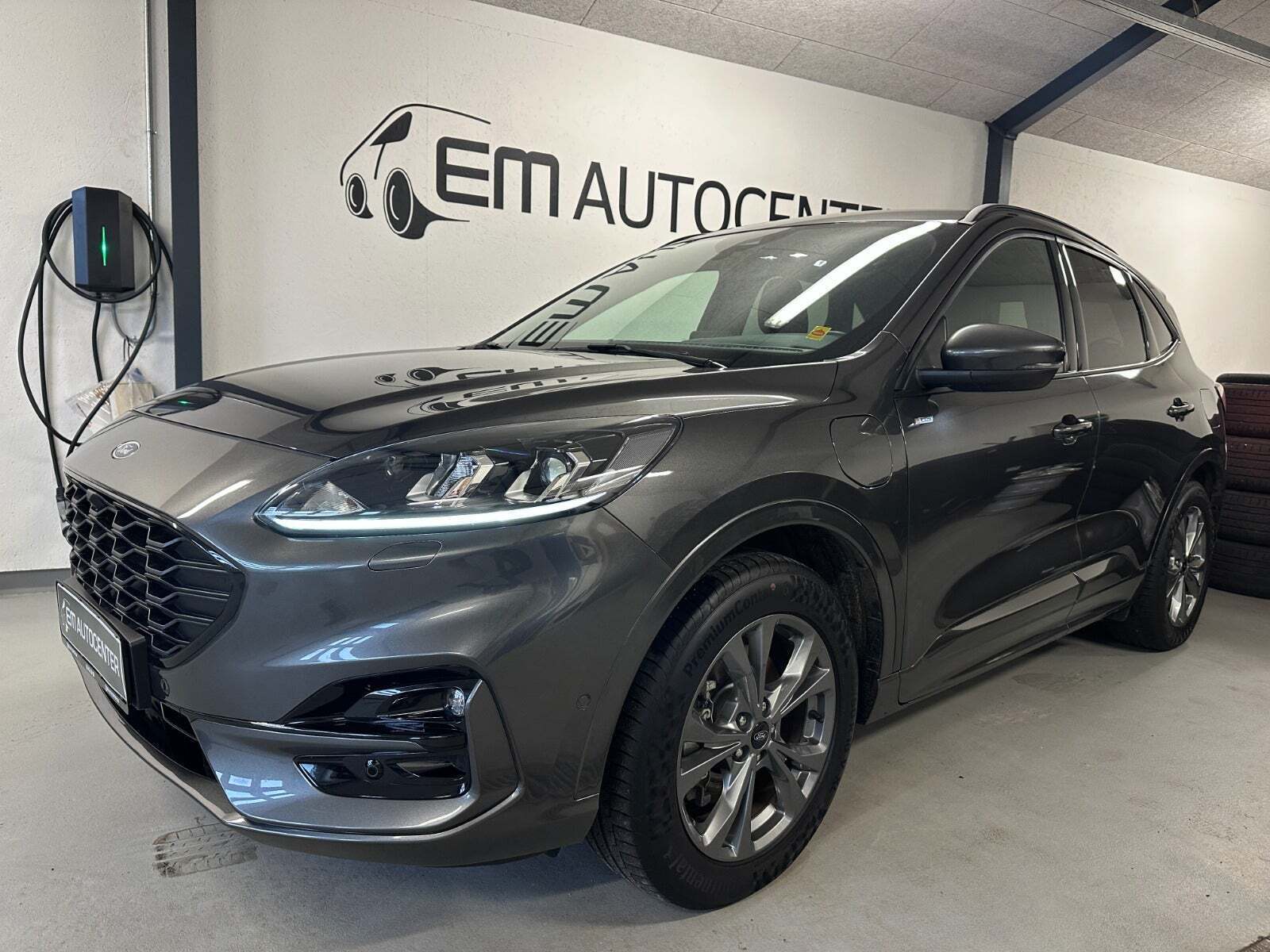 Ford Kuga 2,5 PHEV ST-Line CVT