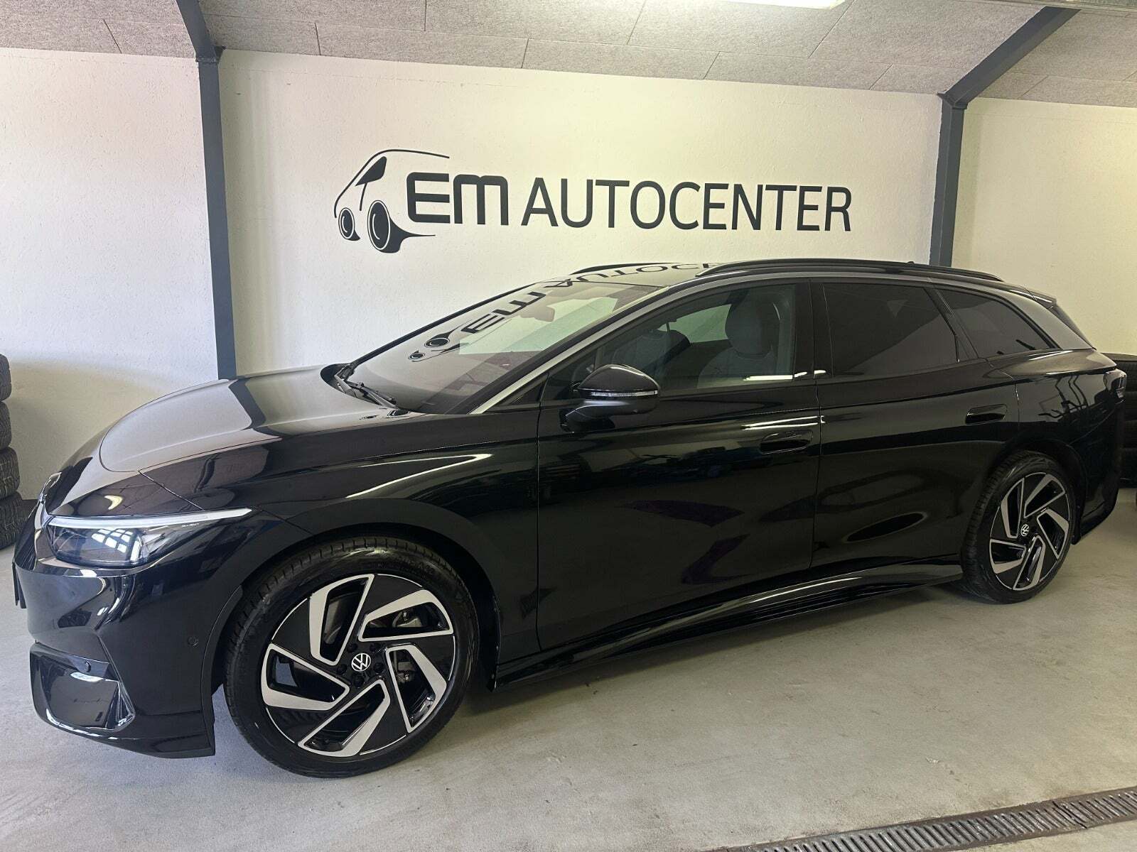 VW ID.7 77 Style+ Tourer