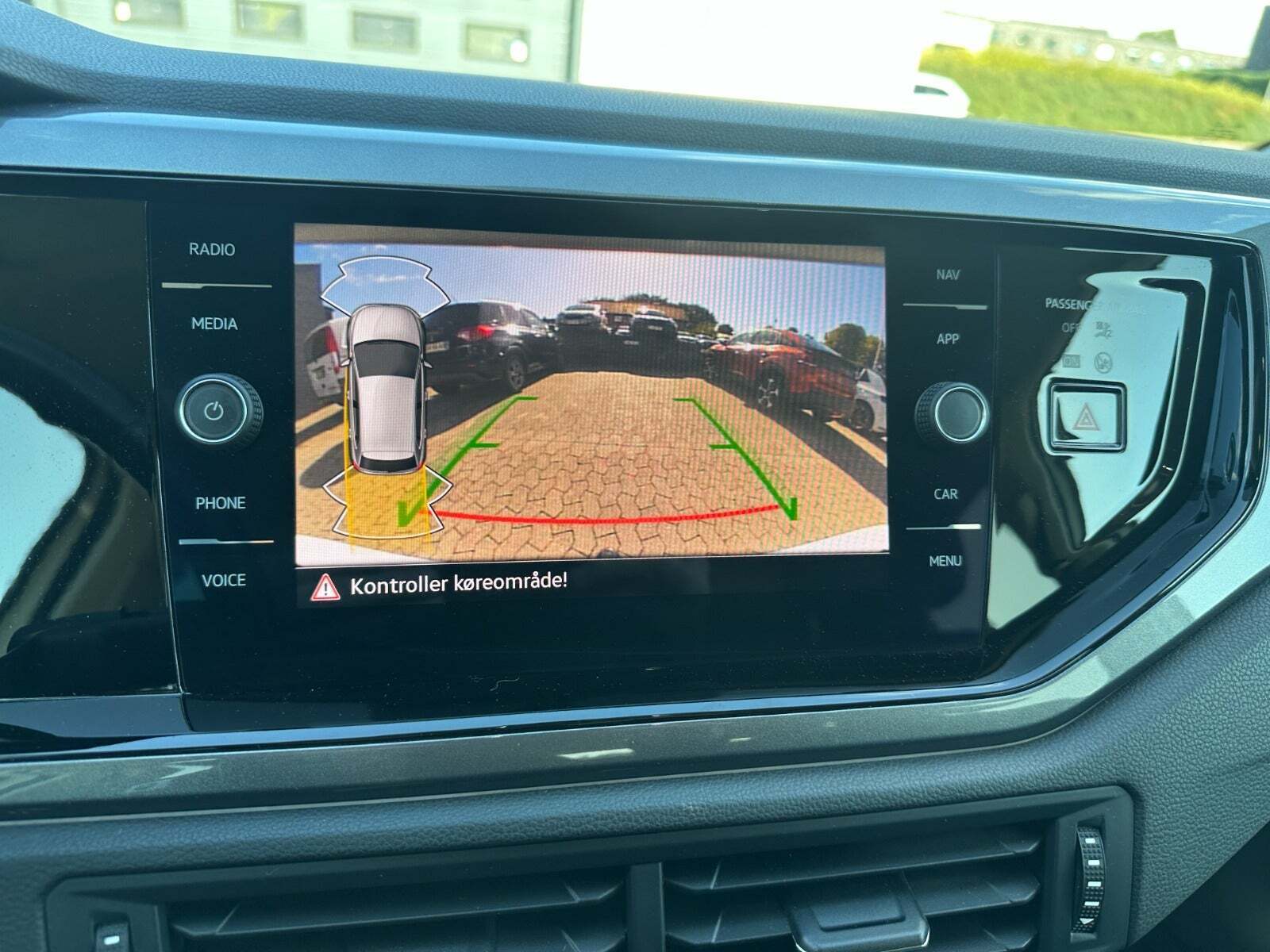 Hvid VW Polo fra 2021