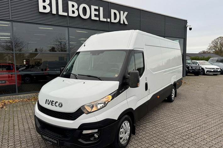 Hvid Iveco Daily fra 2016