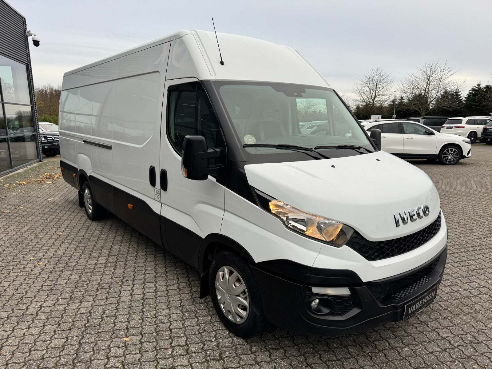 Iveco Daily 3,0 35S17 16m³ Van