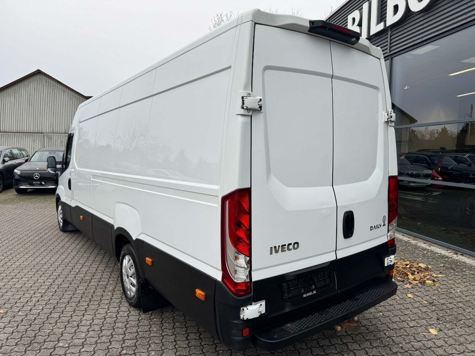 Hvid Iveco Daily fra 2016