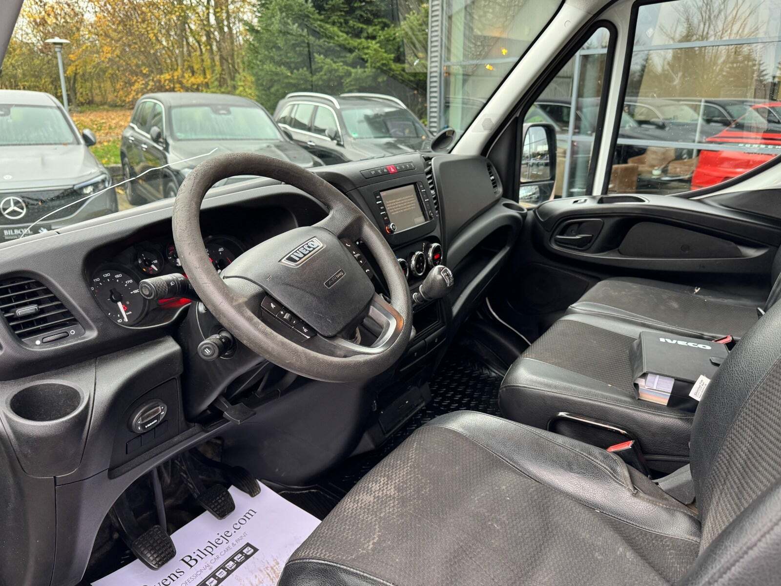 Hvid Iveco Daily fra 2016