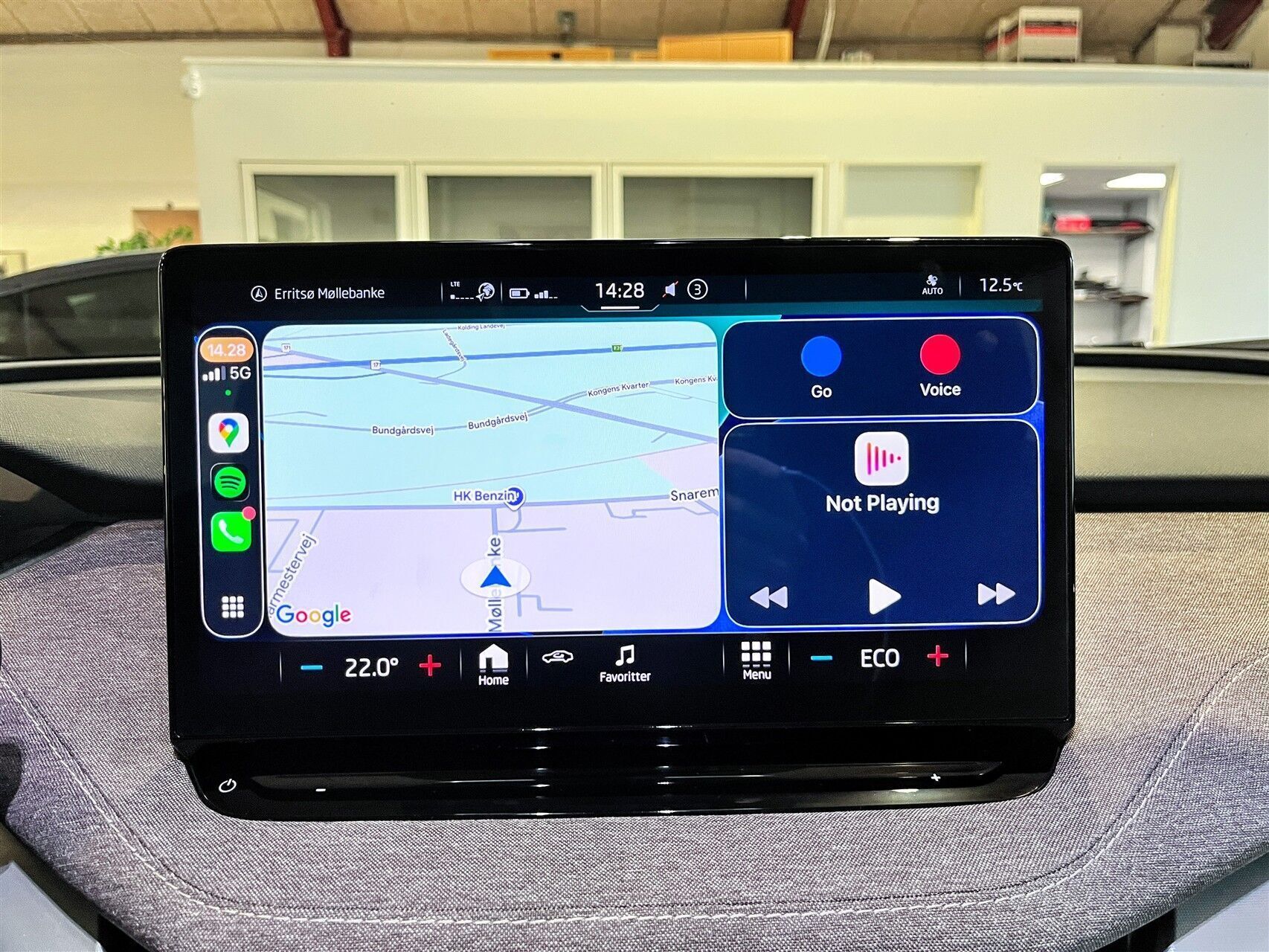 Grøn Skoda Enyaq fra 2021