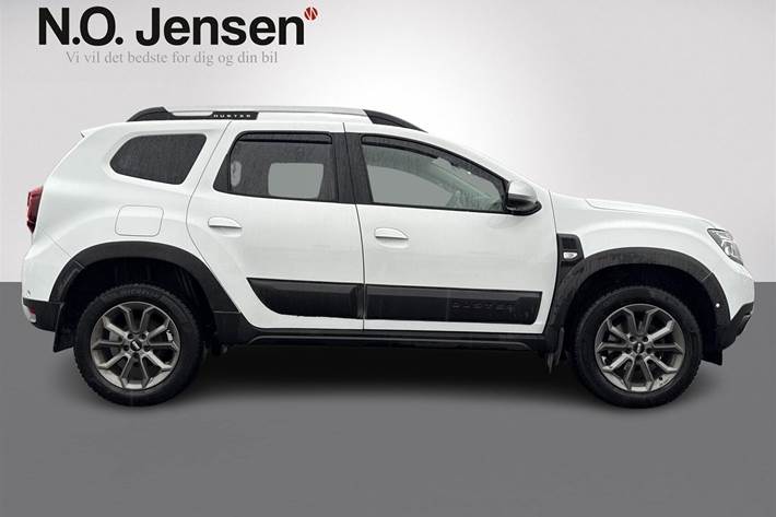 Hvid Dacia Duster fra 2023