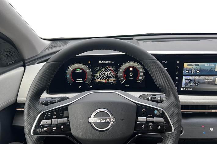 Sort Nissan Ariya fra 2025