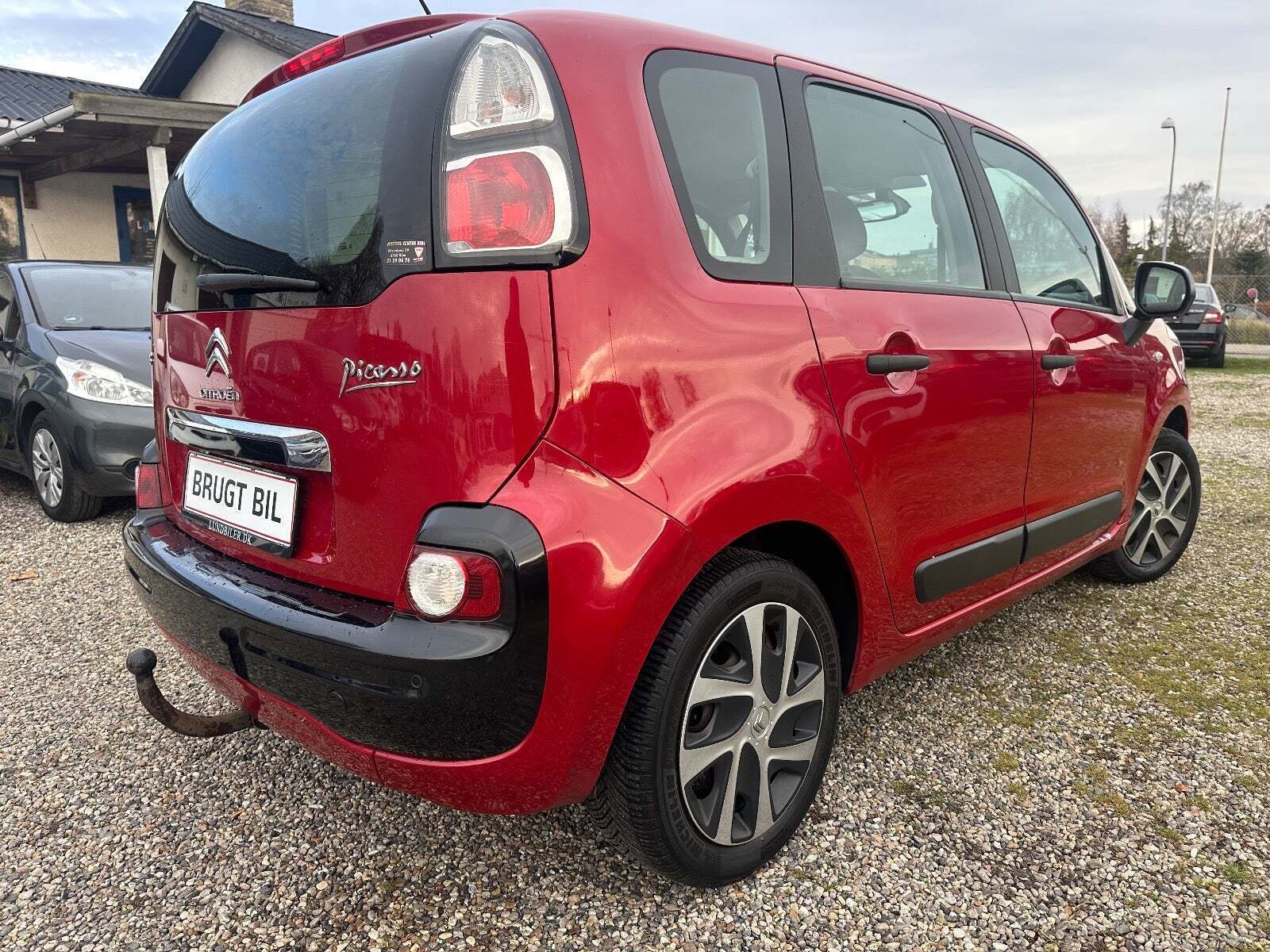 Rød Citroën C3 Picasso fra 2015