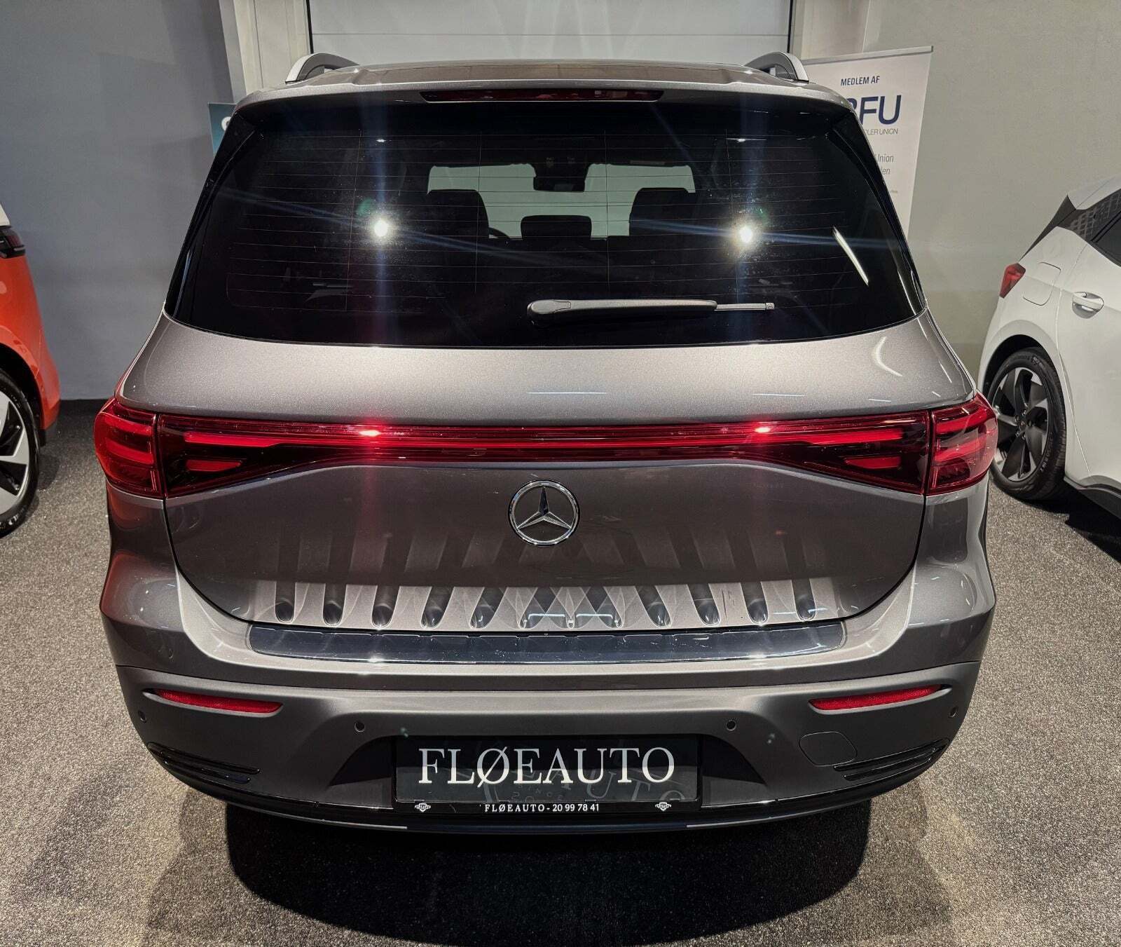 Mercedes EQB300 Progressive 4Matic 7prs