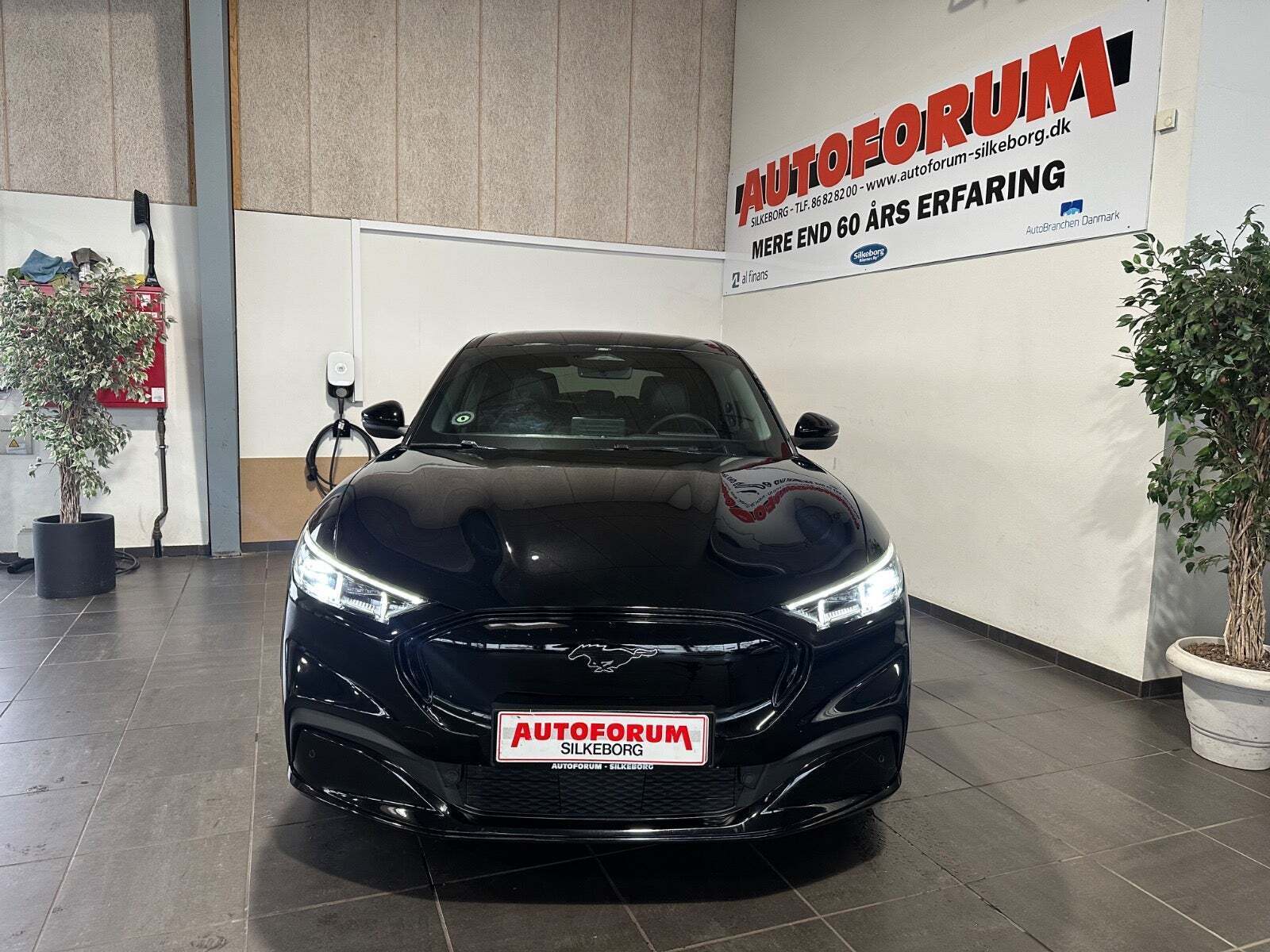 Ford Mustang Mach-E 98 Extended Range AWD