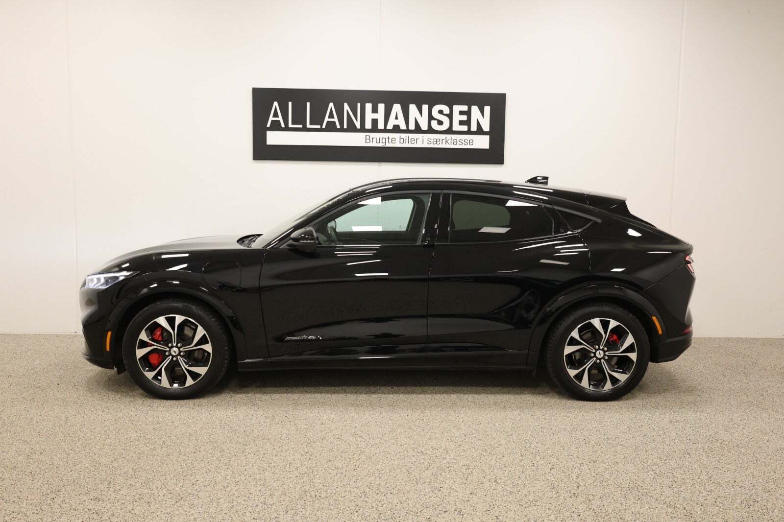 Ford Mustang Mach-E 98 Premium Extended Range AWD