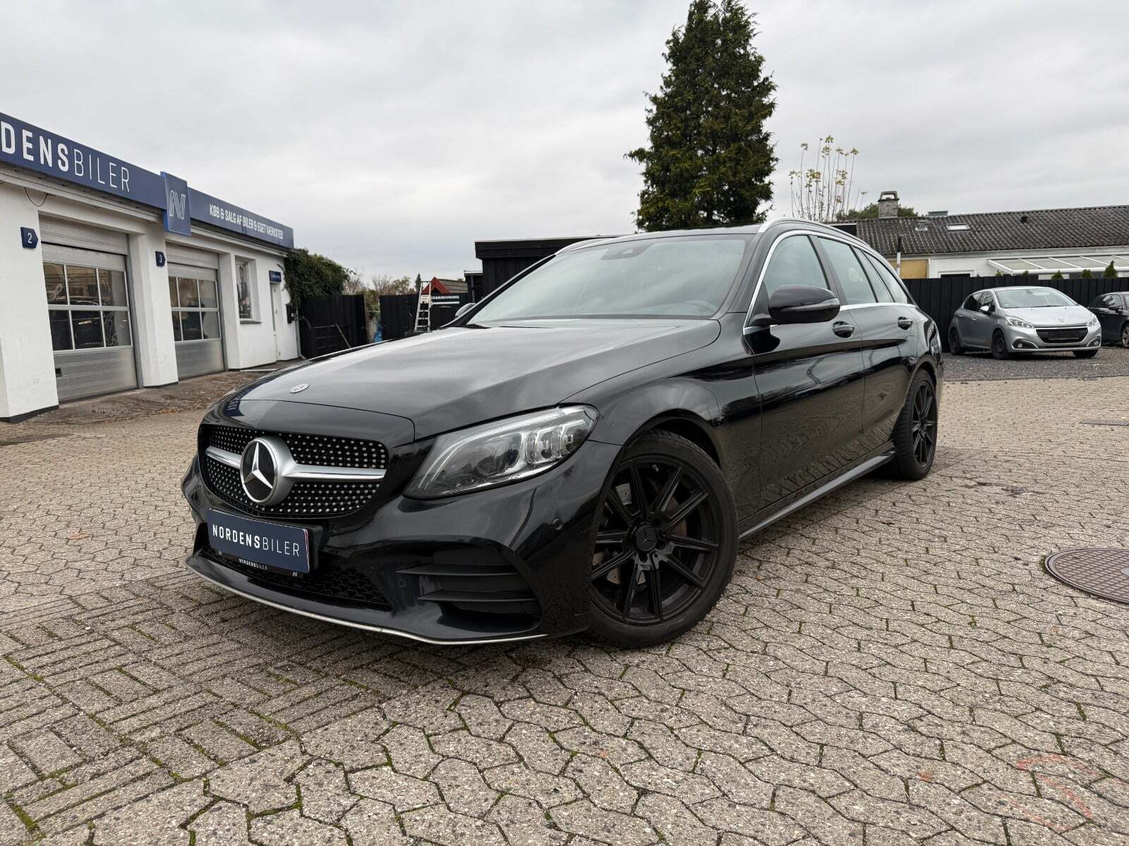 Mercedes C220 d 2,0 AMG Line stc. aut.