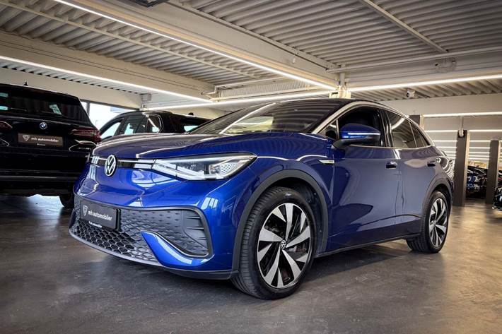Blå VW ID.5 fra 2023 set udefra