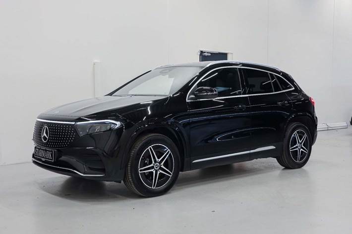 Sort Mercedes EQA250+ fra 2024 set udefra