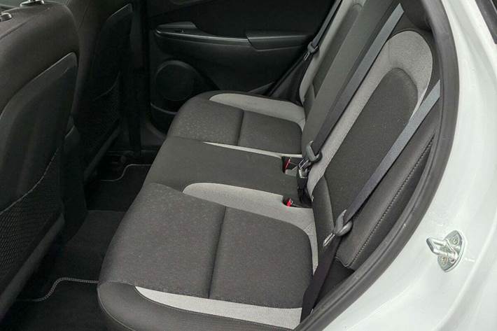 Hvid Hyundai Kona fra 2017