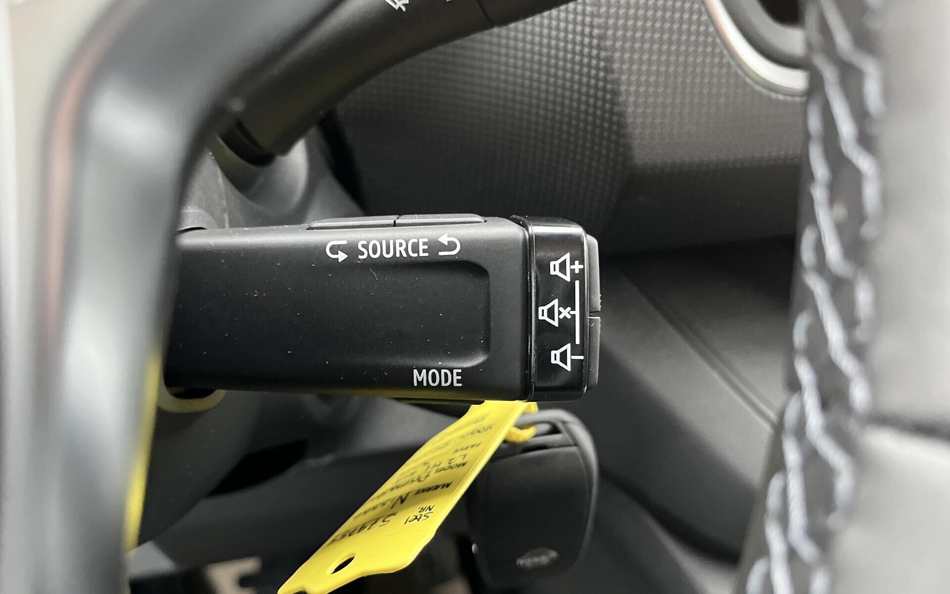 Sort Nissan Primastar fra 2023