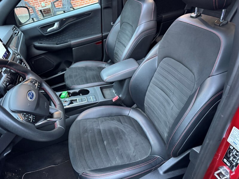 Ford Kuga 2.5 Plug-in Hybrid (225 HK) SUV FWD CVT