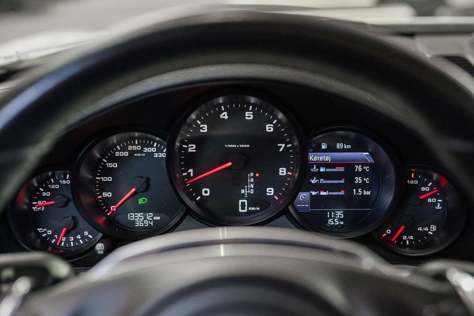 Hvid Porsche 911 Carrera fra 2012