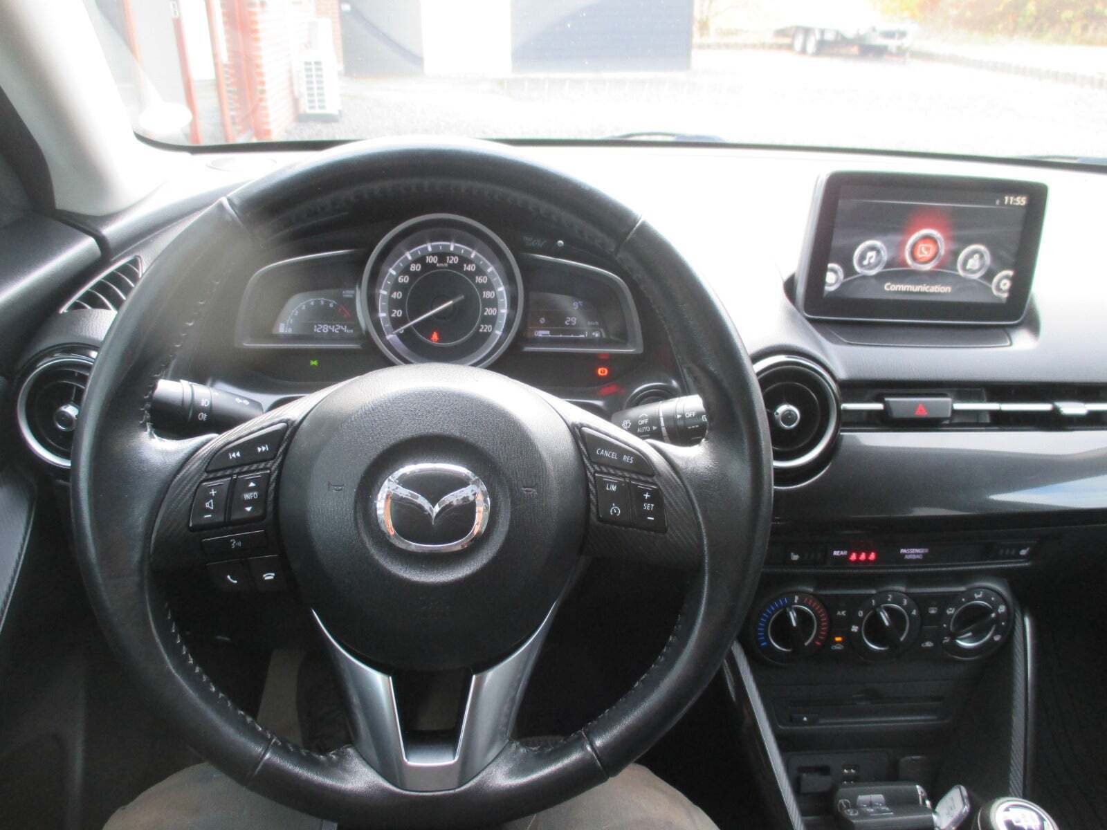 Sort Mazda 2 fra 2015